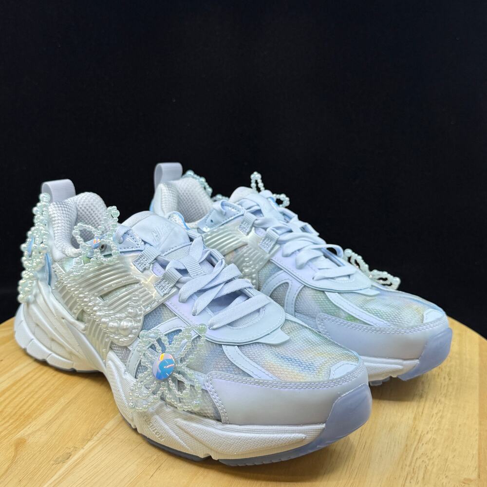 Nike V2K Run 'Susan Fang Artist Collection' IB7426-400 Women's Size 9.5 Shoes - Picture 2 of 10